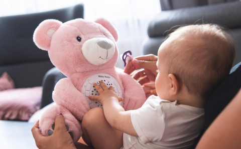 Milly Mally Zabawka pluszowa z Projektorem Szumiś Milly Bear Pink Milly Mally Zabawka pluszowa z Projektorem Szumiś Milly Bear Pink