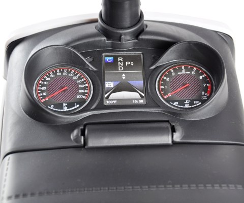 Pojazd MERCEDES-AMG C63 Coupe Police S Milly Mally