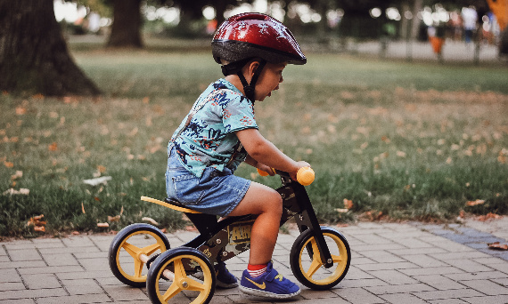 Jak Dobrać Rowerek Biegowy dla Dziecka: Praktyczny Przewodnik